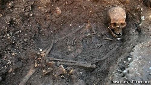 El rey Ricardo III fue enterrado en un sepulcro improvisado