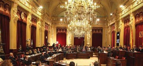 El Parlament rechaza las enmiendas a la totalidad de los Presupuestos y continúa la tramitación