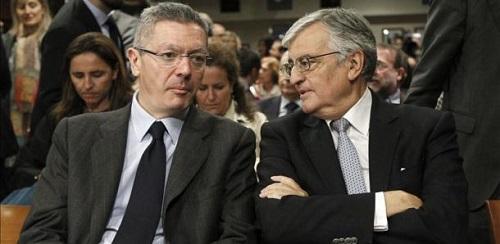 Gallardón y Torres-dulce en la clausura de un congreso sobre la Asociación de Fiscales de Baleares celebrado en Palma,