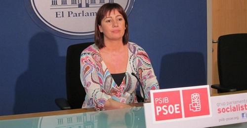 Armengol: 'Bauzá le ha cargado el muerto a Aguiló de los impuestos pero es él quien los ha defendido desde el principio'