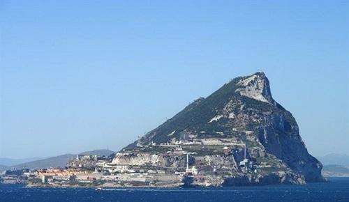 La UEFA admite a Gibraltar como miembro de pleno derecho