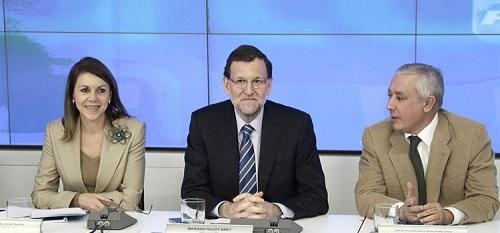 Rajoy busca el acuerdo de sus barones sobre el déficit