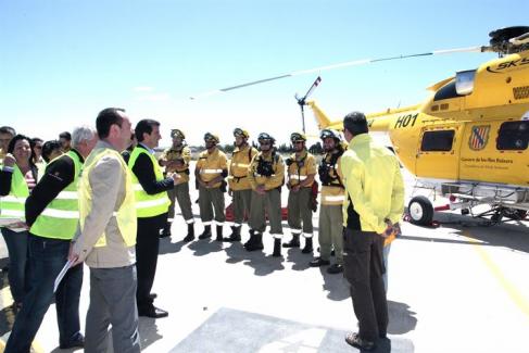 El Govern mantendrá esta temporada 350 efectivos, 9 medios aéreos y 25 terrestres para la extinción de incendios