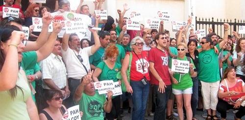 La PAH anuncia el fin de la campaña de escraches a políticos tras concluir la tramitación de la ley