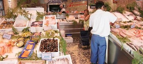 El Ministerio de Economía presenta este lunes al sector el Plan de Comercio Minorista 2013