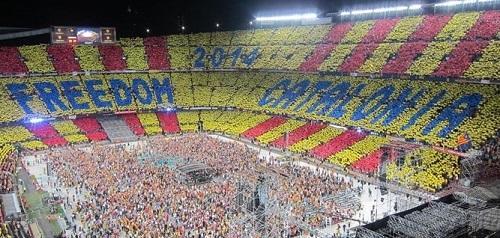 El Camp Nou clama por la independencia