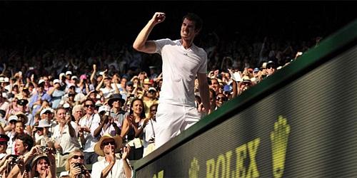 Murray deja Wimbledon en casa al arrollar a Djokovic