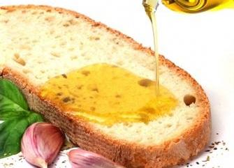 La dieta mediterránea con aceite de oliva virgen puede reducir hasta un 30% el riesgo de complicaciones cardiovasculares