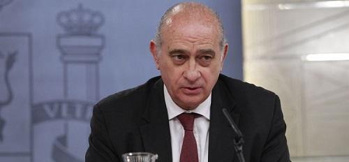 El ministro del Interior califica la operación contra los 'Ángeles del Infierno' como un 'durísimo golpe' a este grupo