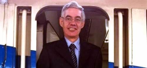 El maquinista atendía una llamada de Renfe sobre el fin del trayecto cuando descarriló

