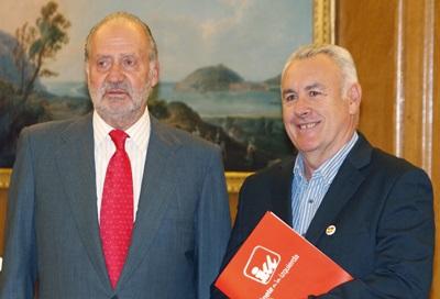 Cayo Lara: 'La monarquía tiene los días contados y se lo ha ganado a pulso'