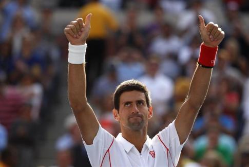 Djokovic alcanza la final de Nueva York y guarda el número uno

