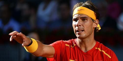 Nadal arrolla a Stakhovsky
