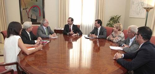 Bauzá se reúne con propietarios de Fincas Rústicas y la Asociación de Defensa de la Serra de Tramuntana