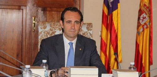 Bauzá dice que el PP está 'perfectamente unido' respecto al TIL y pide a los profesores que acudan a dar clase