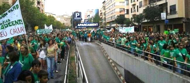 La manifestación contra el TIL reúne a 100.000 personas en Palma, según la Asociación de Matemáticos