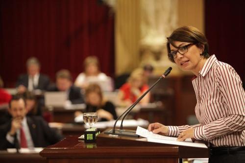 Durán dice que los 59 parlamentarios baleares son los únicos que pueden valorar la acción legislativa del Govern