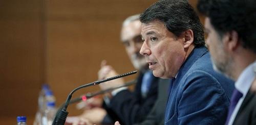 Ignacio González felicita a Bauzá tras la sentencia del TC y espera que se consigan parar 'los intentos de división'