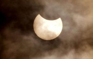 El Govern constituye la Comisión para coordinar la seguridad y la gestión del eclipse solar total de 2026