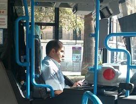 Un total de 14 autobuses de la EMT cuenta con mampara de seguridad