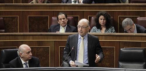 Hacienda comunicará hoy a las CC.AA. sus objetivos de déficit y deuda y el reparto del 'extra FLA'