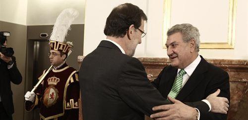 Rajoy: La Constitución se puede reformar, pero haría falta consenso y unir más
