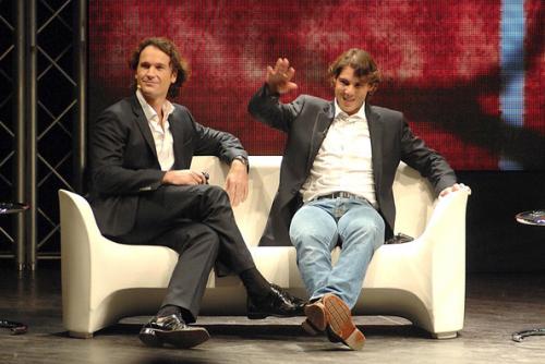 La organización propone que Rafa Nadal entregue el premio a Moyá en Palma