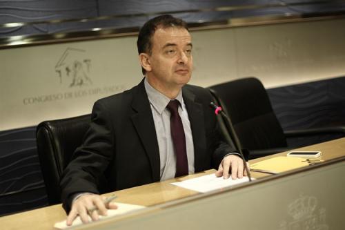 ERC quiere saber cuánto cobra la asesora de Wert que preguntó por el sueldo de Ramon Llull