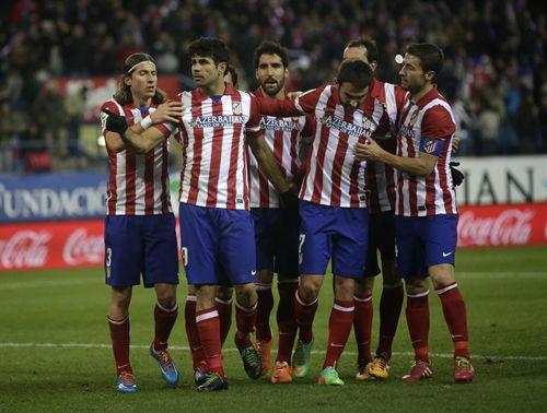 Diego Costa deja al Atlético en el liderato