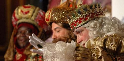 La Cabalgata de los Reyes costará 8.000 euros menos, será más amplia y segura y repartirá 6.600 kilos de caramelos