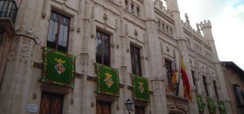 El Consell de Mallorca aprueba por unanimidad destinar a política sociales el dinero público indebidamente utilizado