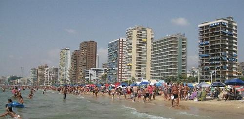 Hoteleros piden al Gobierno menor presión fiscal y un IVA superreducido para lograr 'competitividad'