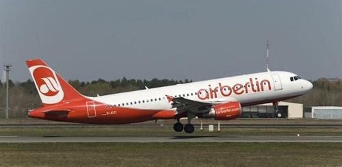 UGT firma el ERE de Air Berlín y logra reducir su impacto en la plantilla