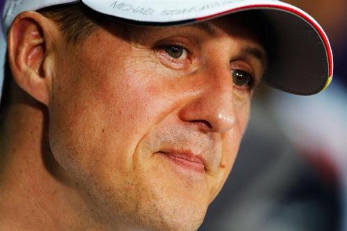 
Los médicos de Schumacher evalúan los riesgos de sacarle del coma inducido