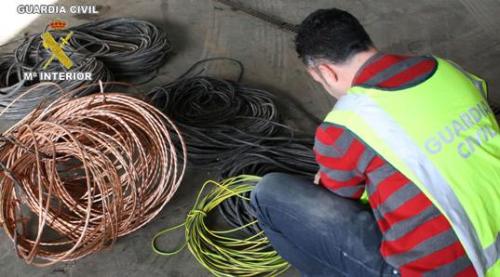 Cuatro detenidos por robar cable de cobre del alumbrado público del municipio de Inca