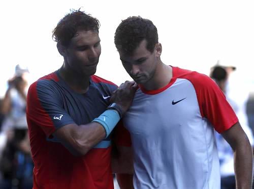 Nadal supera el reto de Dimitrov y un mal día
