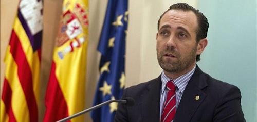 Bauzá: 'No entiendo cómo puede haber alguien en contra que no se pueda utilizar política en espacios públicos'