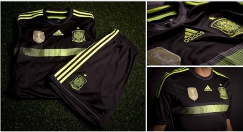 La segunda equipación de la Selección en el Mundial será de color negro