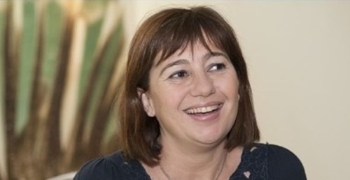 Armengol asegura que si no fuese política sería 'con seguridad cooperante humanitaria en África, Asia u Oriente Medio'