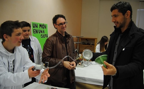 L'ies Manacor celebra una nova edició de
'viu la ciencia - experimenta 2014'
