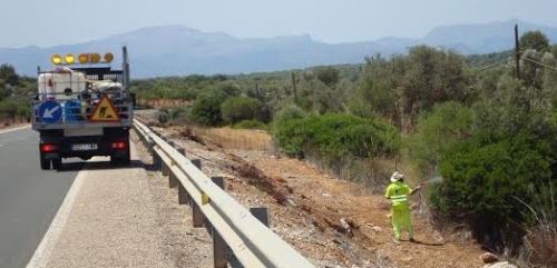 El GOB exige que se dejen de fumigar carreteras y caminos