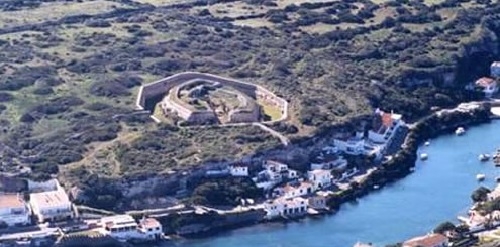 Finalizan las obras de mejora de la fortaleza Forth Malborough de Es Castell