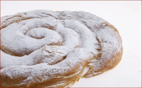 Los pasteleros y panaderos de Menorca ofrecen un servicio de envío de ensaimadas a domicilio