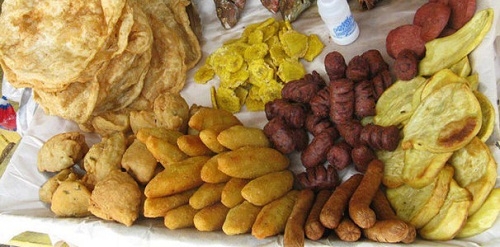 El 42% de los baleares se excede con la comida y la bebida en verano, la mayor cifra de España