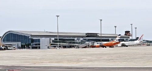 L’aeroport de Menorca tanca amb creixement la temporada d’estiu