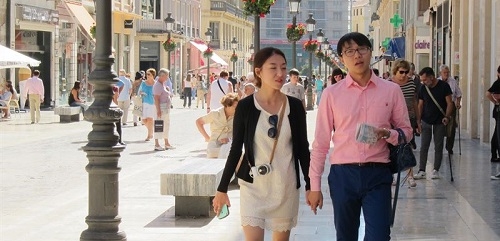 Los turistas internacionales gastaron 11.012 millones en Baleares en 2015, un 6,1% más