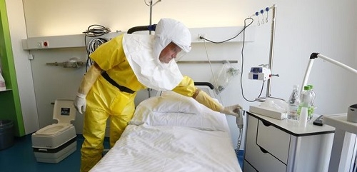 España mantiene actualizados los protocolos de actuación frente al ébola