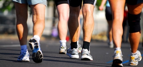 Cinco buenas razones para salir a caminar hoy mismo