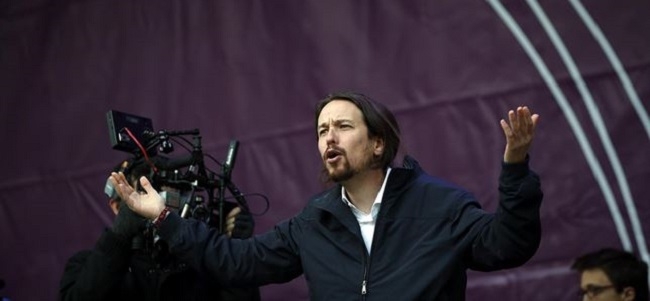 Podemos amenaza al PSOE con retirar su apoyo en las Comunidades si se abstienen frente a Rajoy