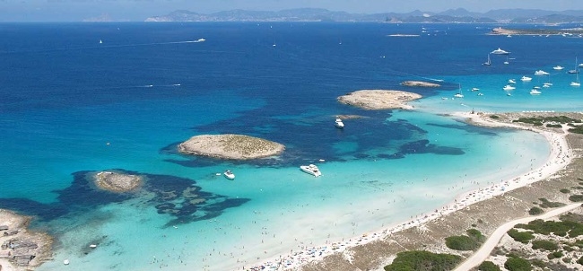 La playa de Illetes en Formentera, quinta mejor playa del mundo, según Tripadvisor